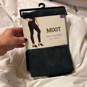 Mixit Dark Knit Leggings